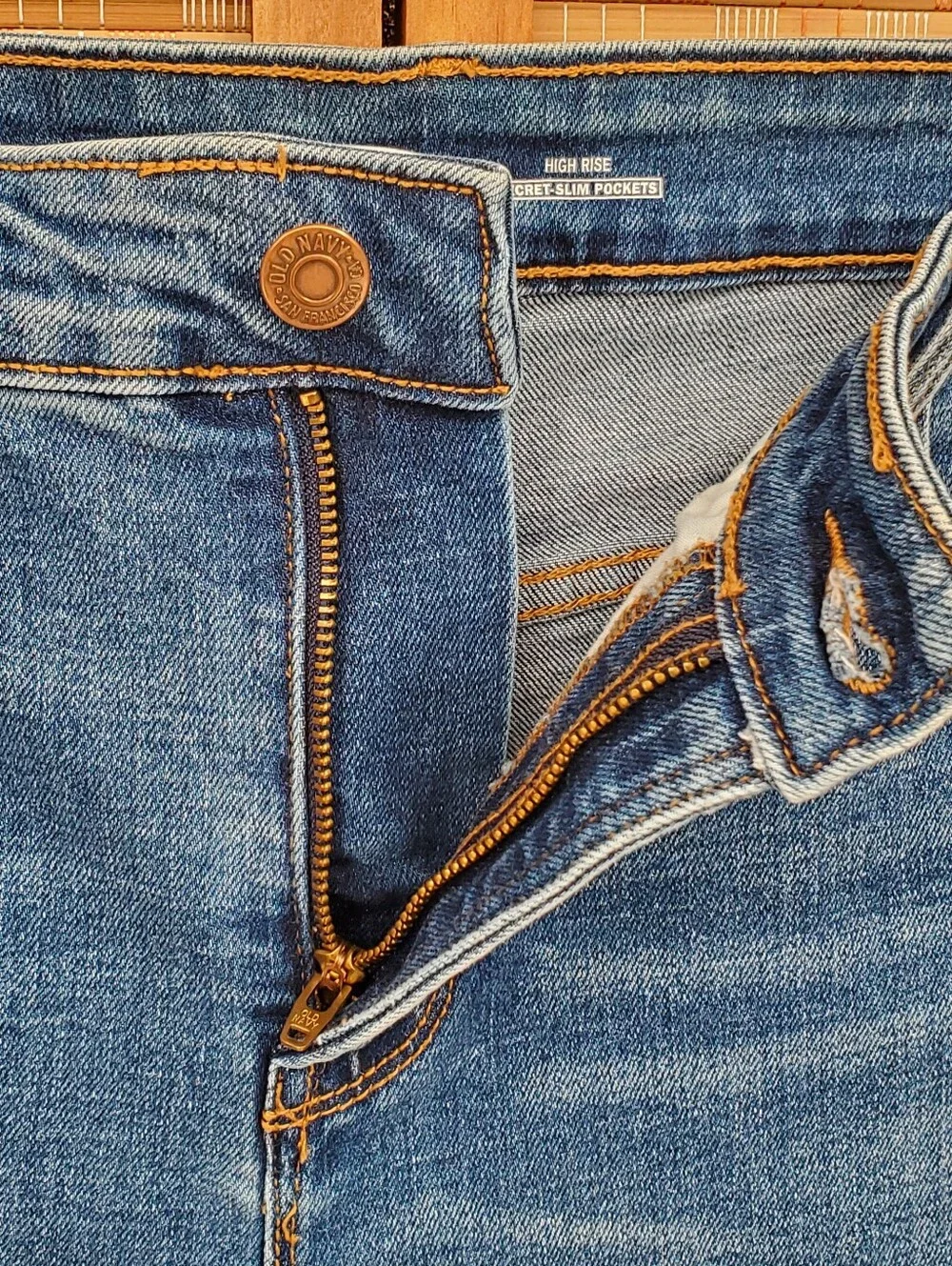 ☆ Old Navy High Rise Antonella Bermuda Shorts Size 12